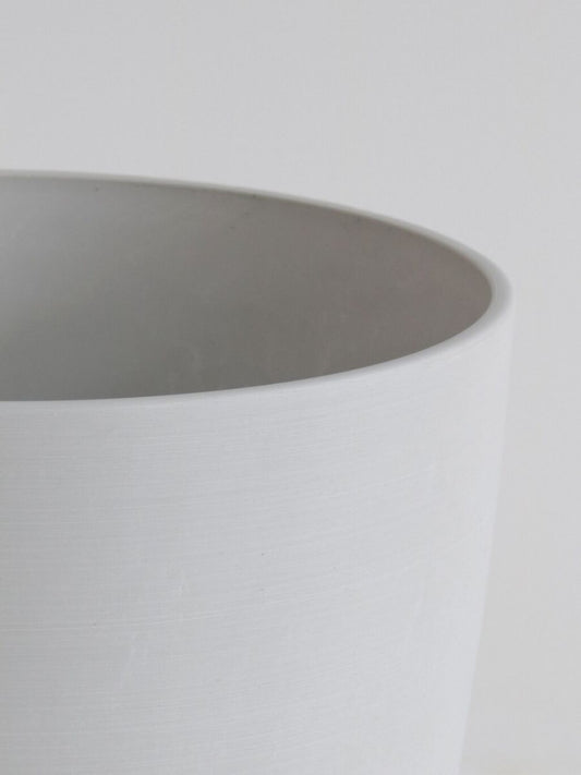 シュエット ラウンドポット ホワイト 10号鉢用 鉢カバー